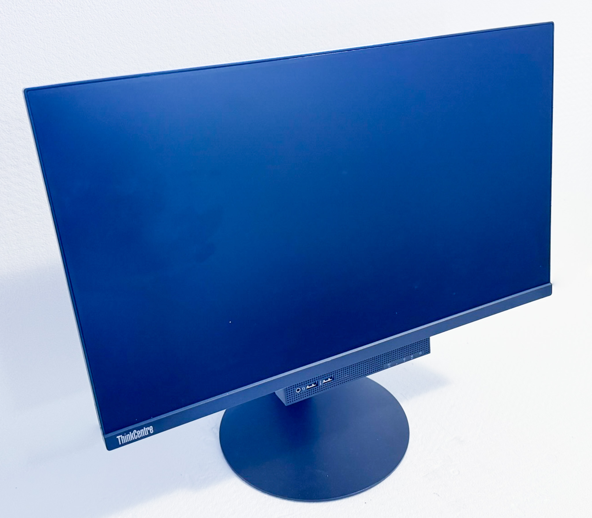 Lenovo ThinkCentre Tiny-in-One 24 (TIO24d) – 24'' monitor z možnostjo vgradnje Tiny računalnika