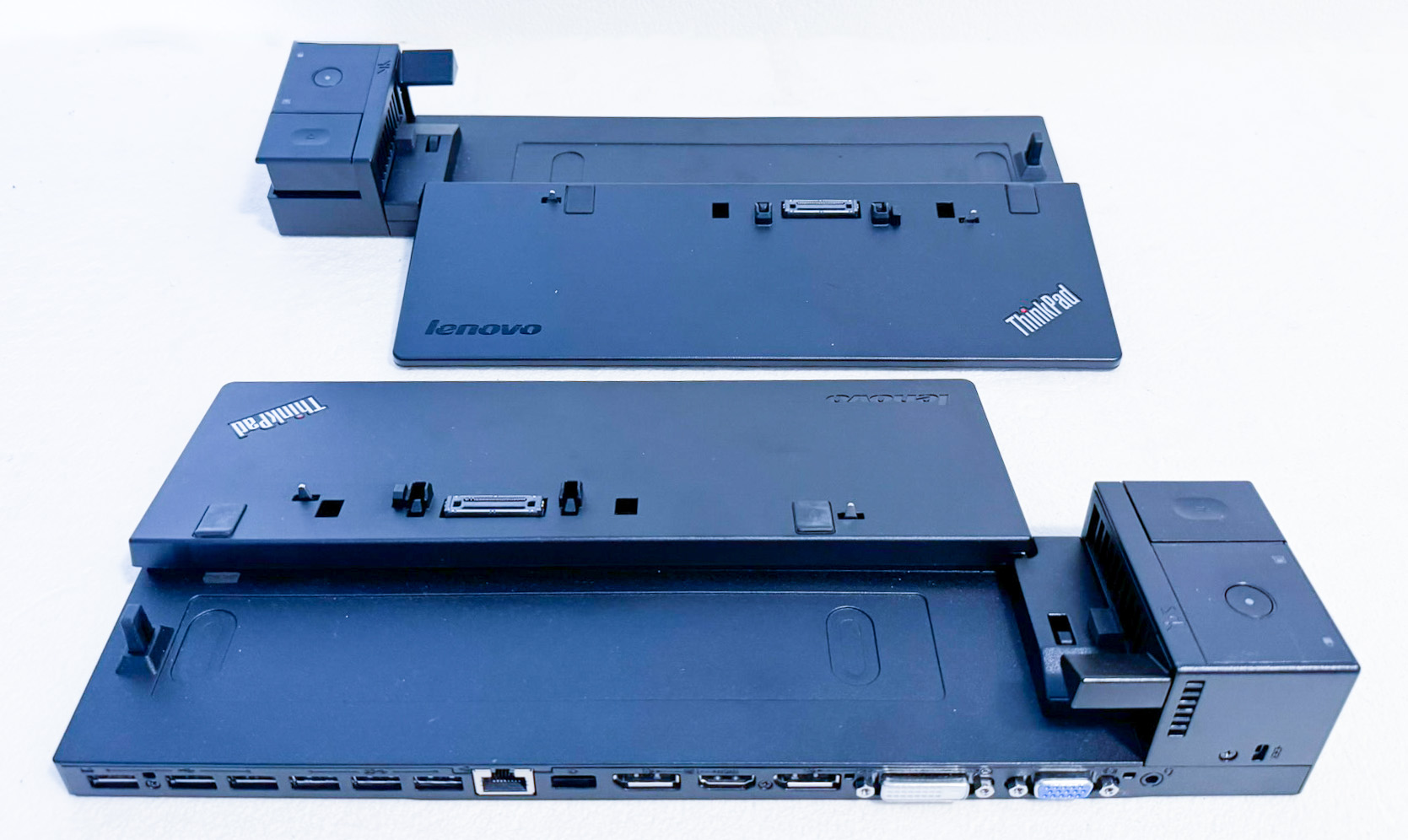 2x Lenovo ThinkPad Ultra Dock / Pro Dock – profesionalna priklopna postaja za prenosnike ThinkPad