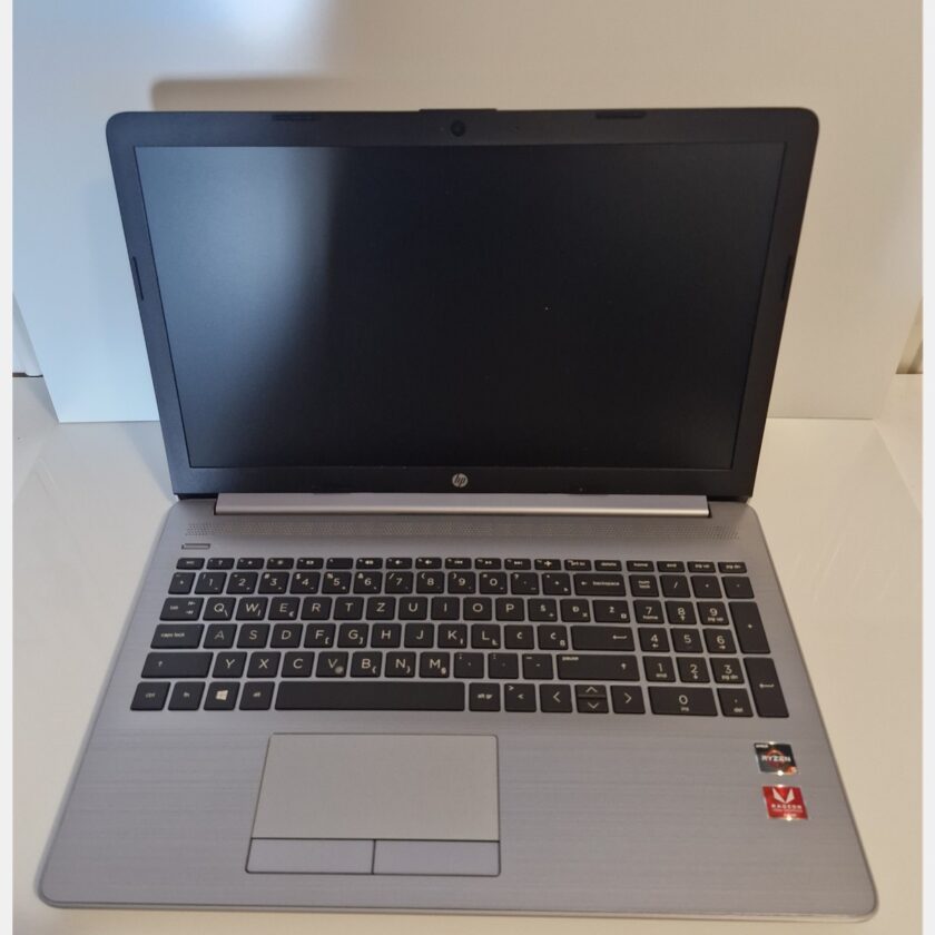 HP 255 G7 – AMD Ryzen 5 3500U