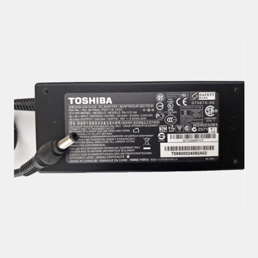 Toshiba napajalnik za prenosnik 120 W, 19 V 6,32 A, 5,5 × 2,5 mm (PA3717E-1AC3)